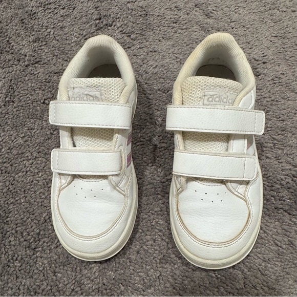 Adidas Kids Shoes - White with Iridescent Stripes - Picture 3 of 6